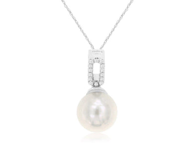 Round Pearl and Diamond Bale Pendant